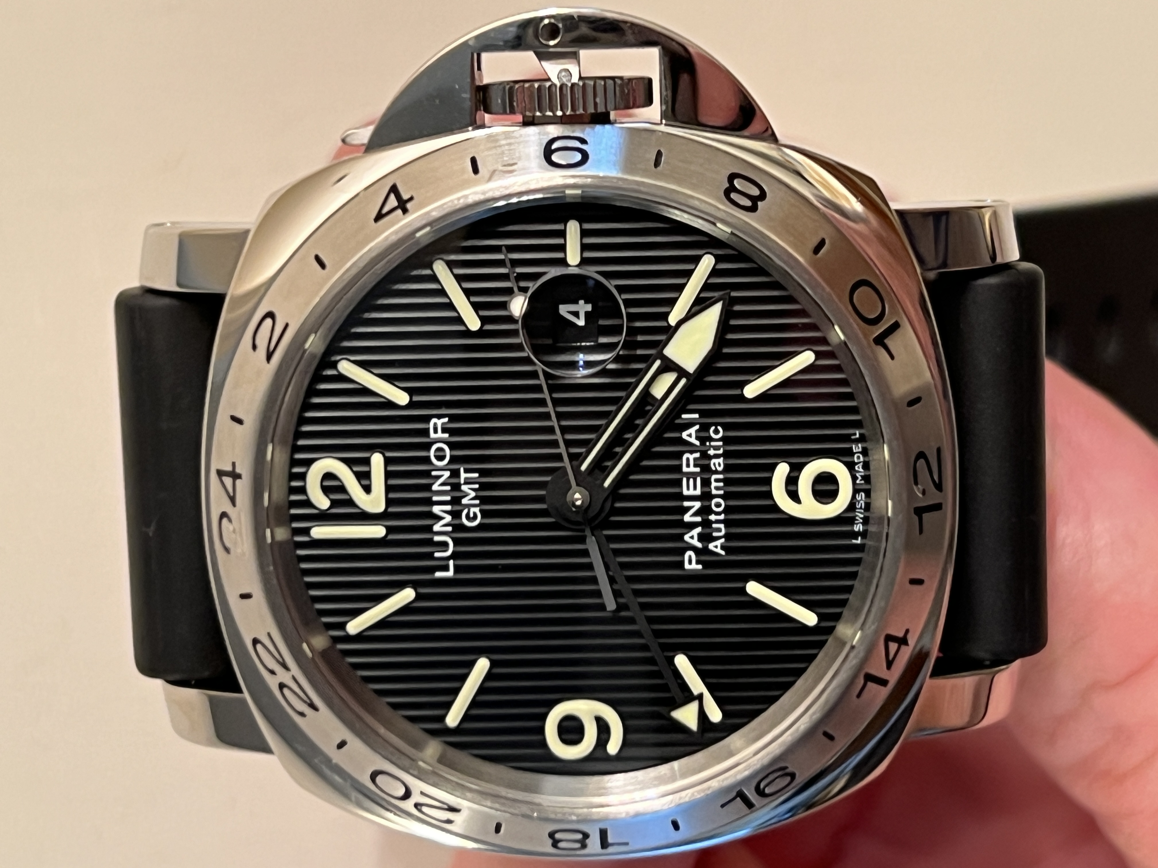 Panerai Luminor GMT 44mm — Sold