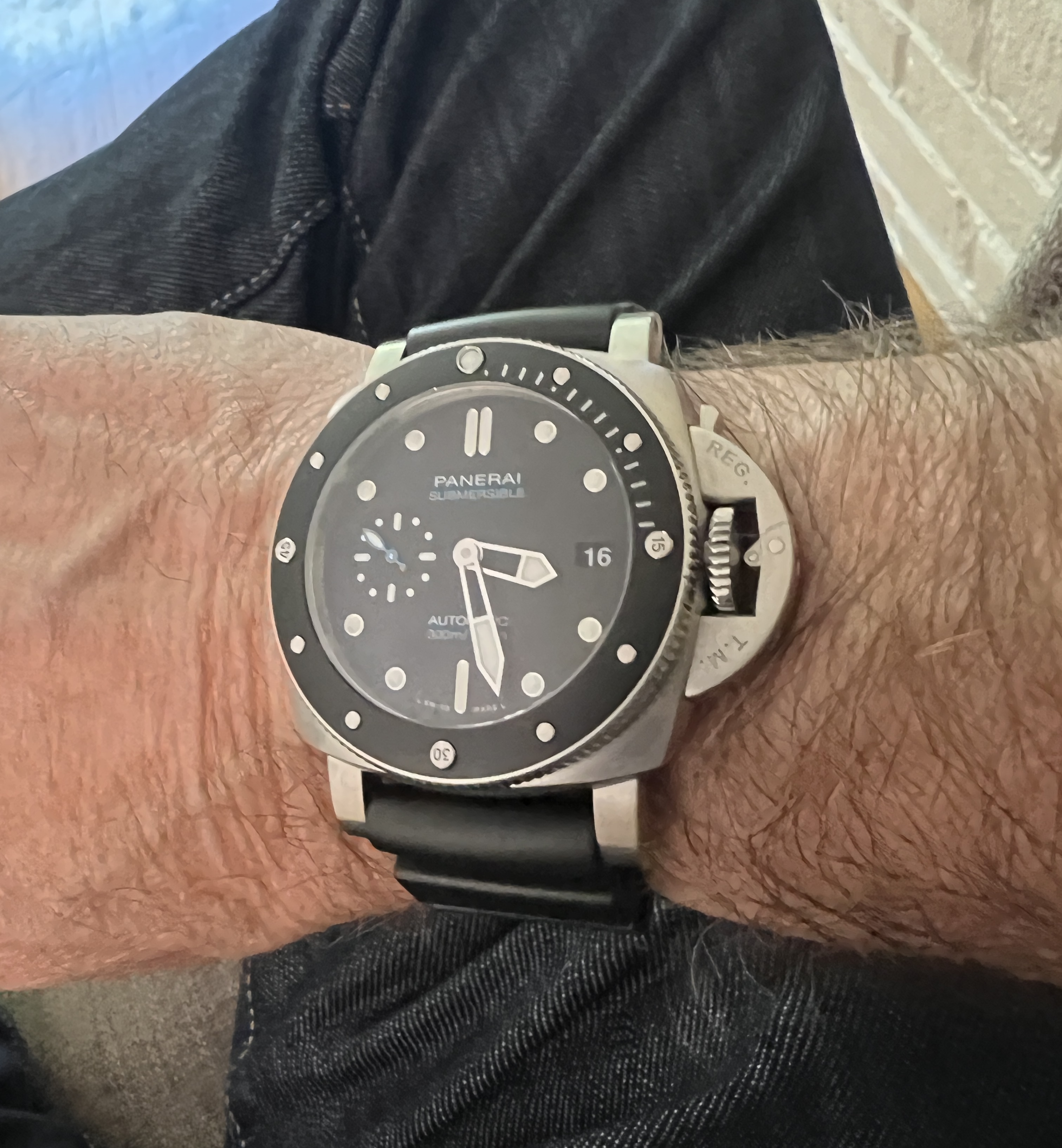 Panerai Submersible Automatic 42mm — Sold
